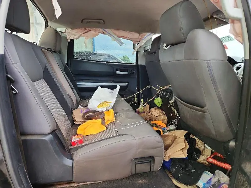 2016 TOYOTA TUNDRA SR5  