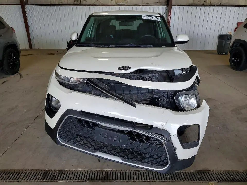 2021 KIA SOUL LX  