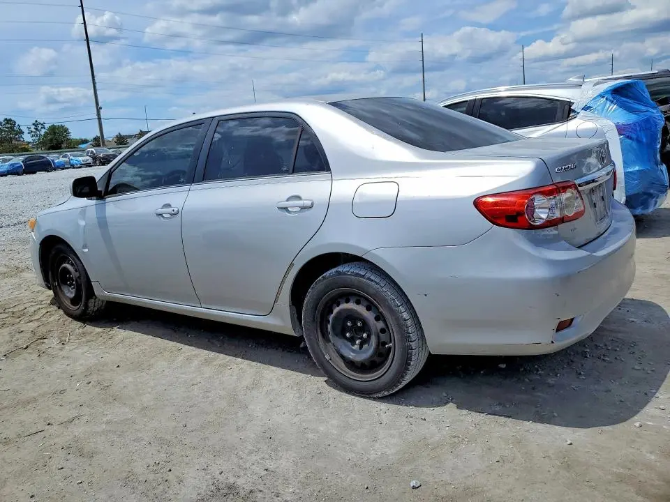 2013 TOYOTA COROLLA LE  