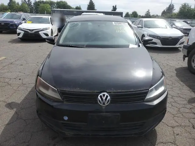 2011 VOLKSWAGEN JETTA SE  