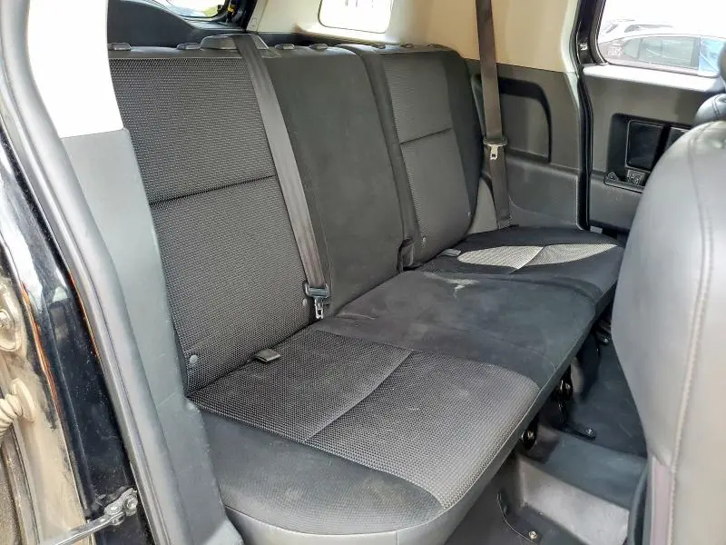 2011 TOYOTA FJ CRUISER BASE  