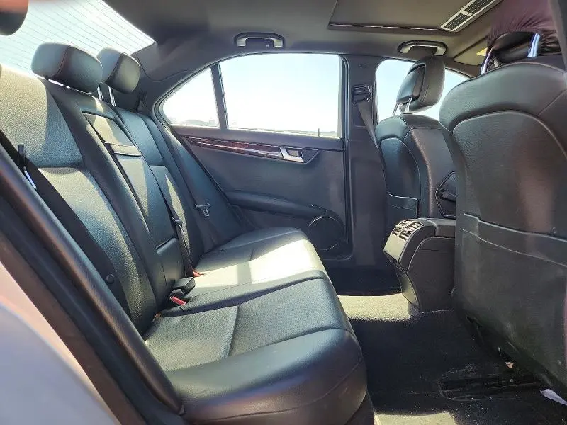 2012 MERCEDES-BENZ C 250  