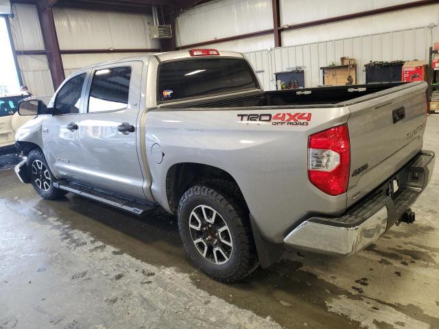 2018 TOYOTA TUNDRA CREWMAX SR5