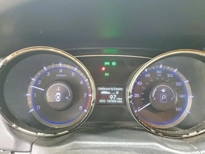 2013 HYUNDAI SONATA SE  