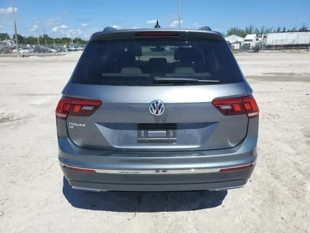 2021 VOLKSWAGEN TIGUAN SE  