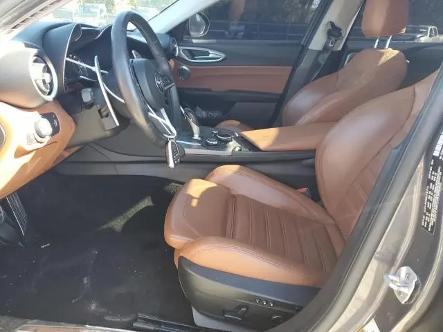 2017 ALFA ROMEO GIULIA TI  