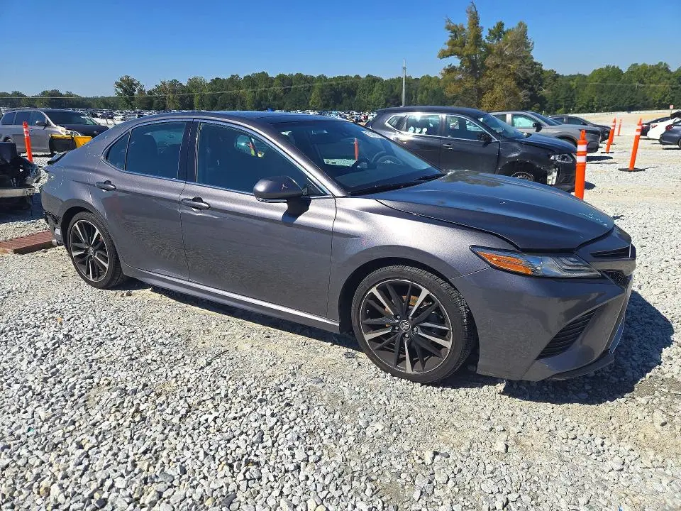 2019 TOYOTA CAMRY XSE  
