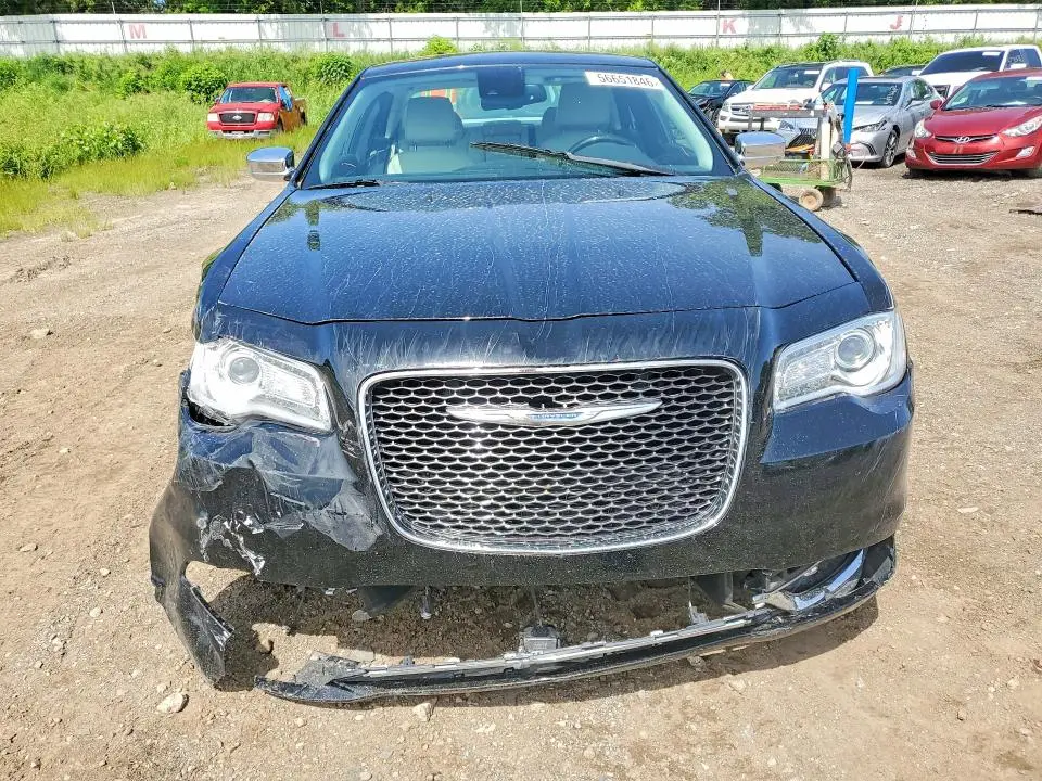 2016 CHRYSLER 300C   