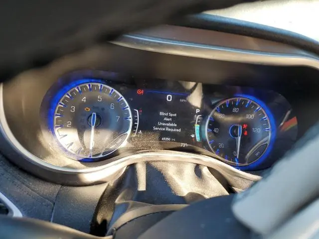 2017 CHRYSLER PACIFICA LIMITED  