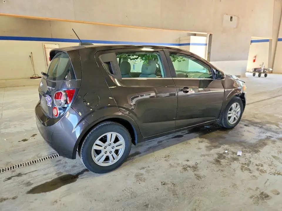2015 CHEVROLET SONIC LT  