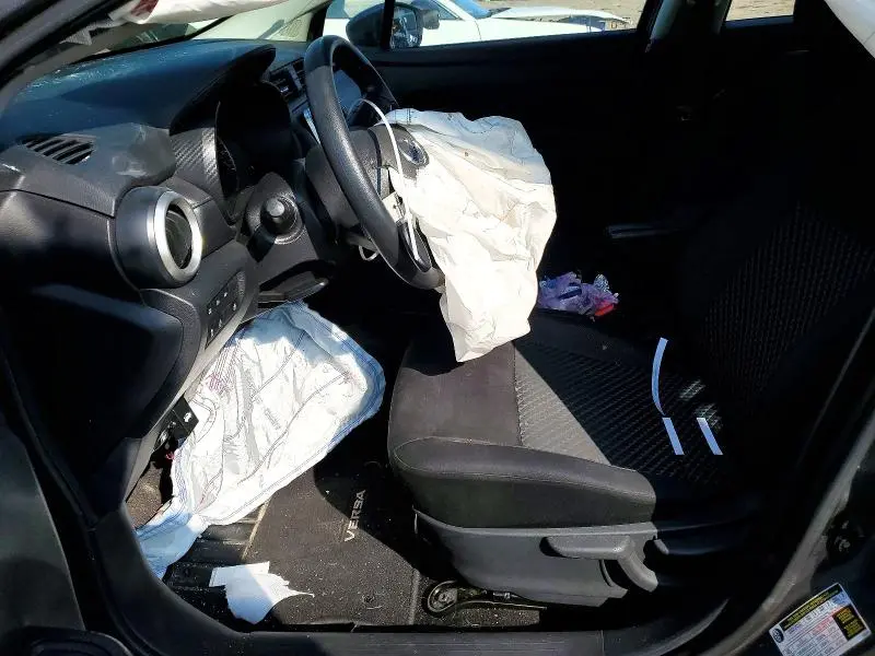 2020 NISSAN VERSA S  