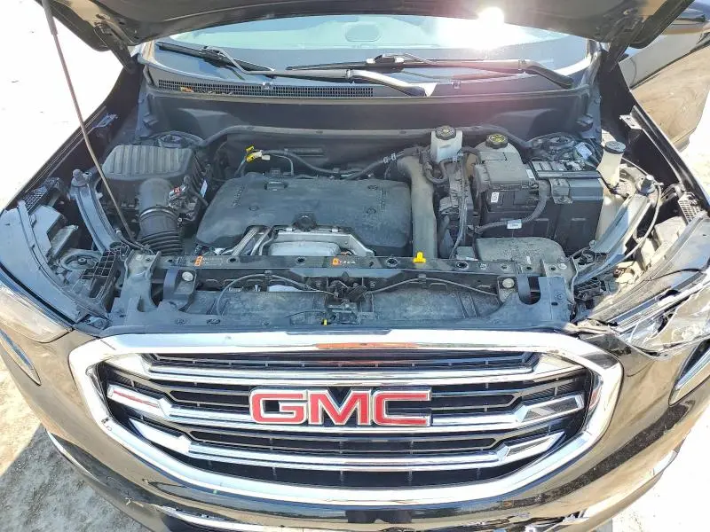 2018 GMC TERRAIN SLT  