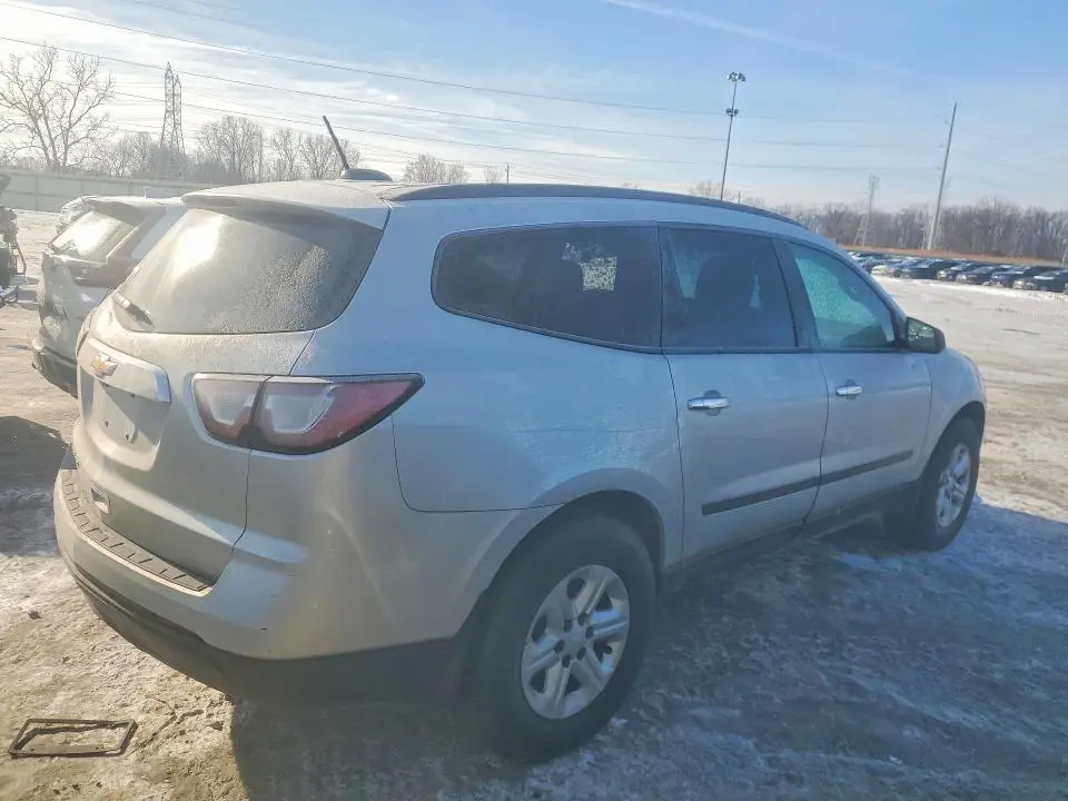2017 CHEVROLET TRAVERSE LS  