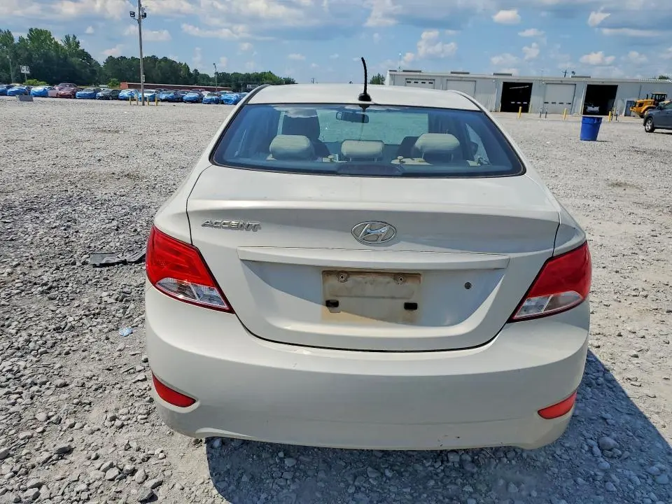 2016 HYUNDAI ACCENT SE  