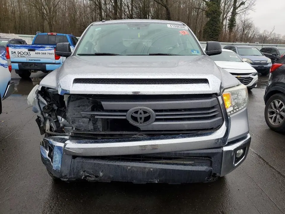 2014 TOYOTA TUNDRA SR5  