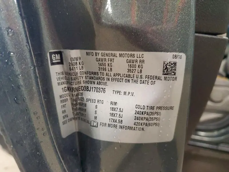 2011 GMC ACADIA SLE  
