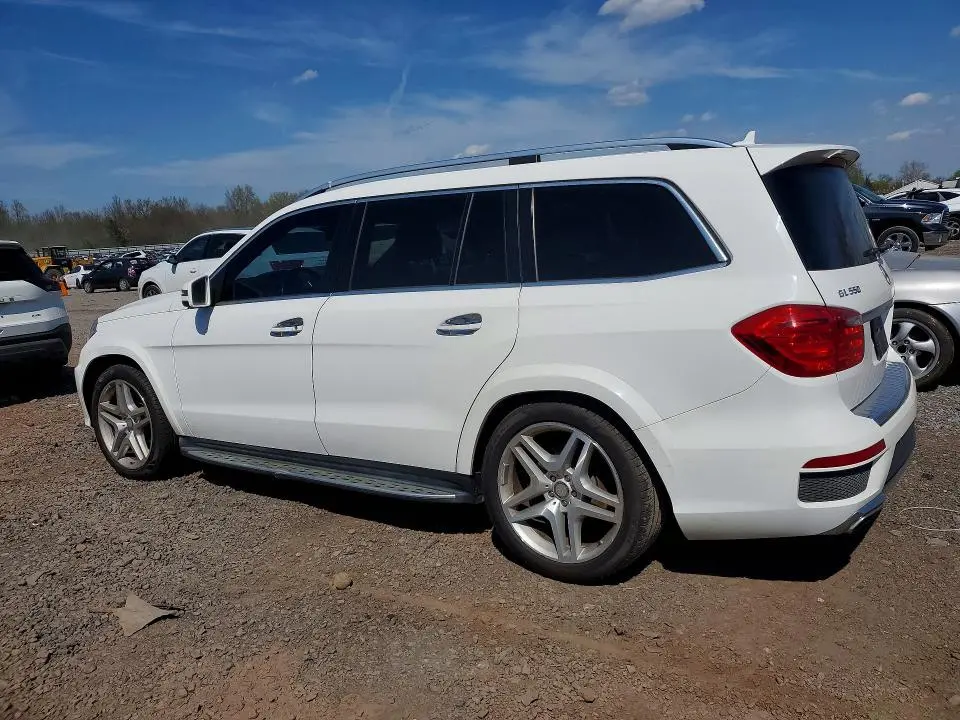2015 MERCEDES-BENZ GL 550 4MATIC  