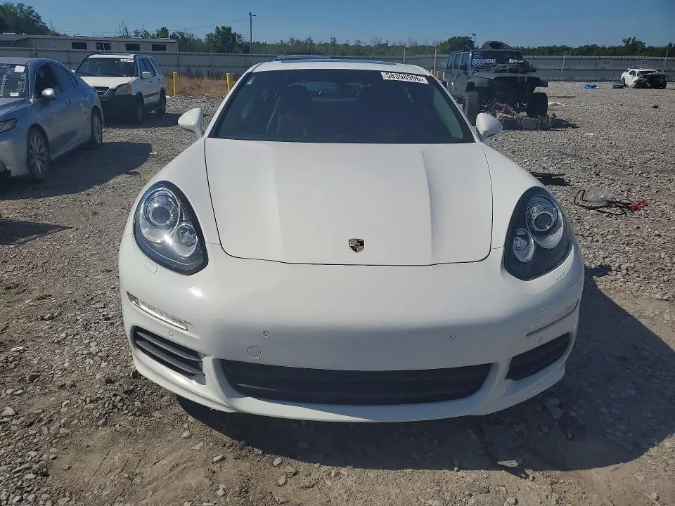 2016 PORSCHE PANAMERA 2  