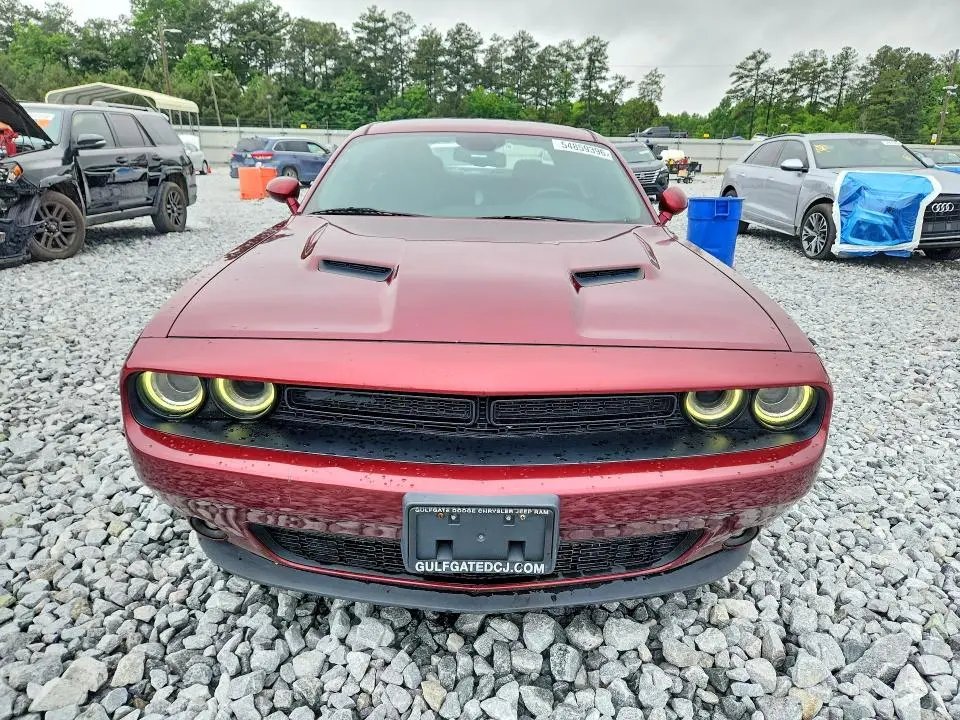 2019 DODGE CHALLENGER SXT  