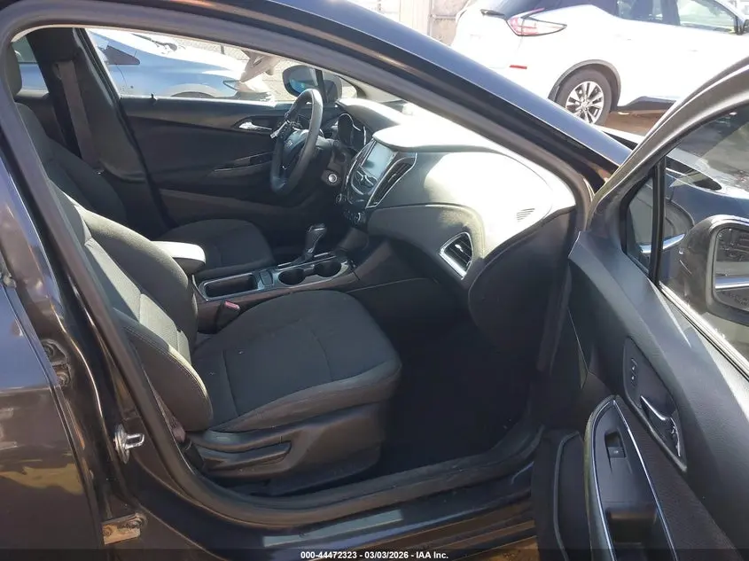 2017 CHEVROLET CRUZE LT AUTO