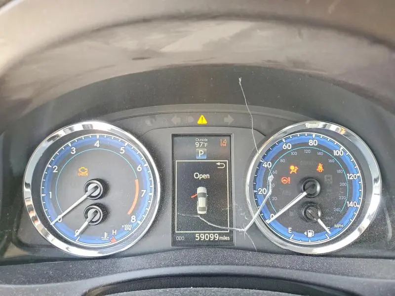 2017 TOYOTA COROLLA SE  