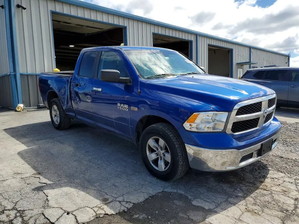 2015 RAM 1500 SLT  