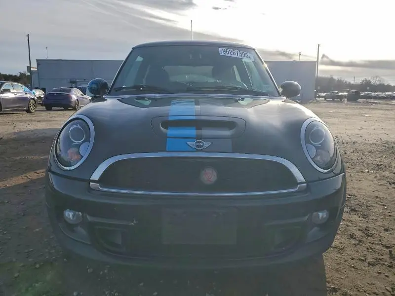 2013 MINI COOPER S  