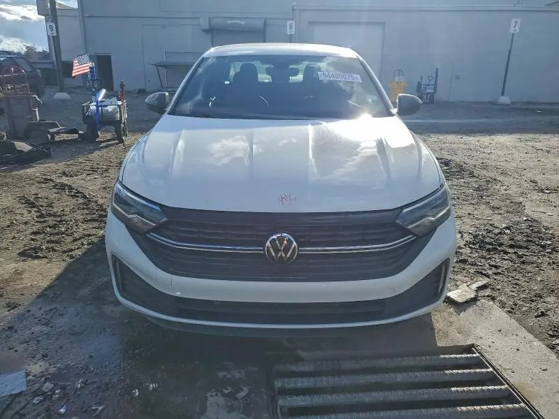 2024 VOLKSWAGEN JETTA SPORT  
