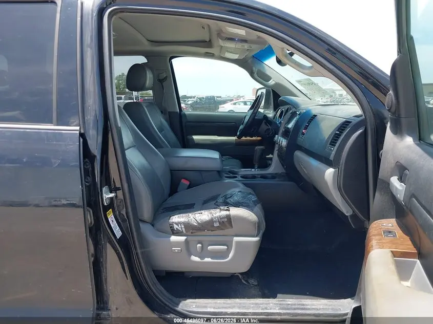 2013 TOYOTA TUNDRA PLATINUM 5.7L V8