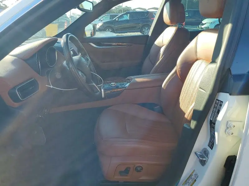 2017 MASERATI LEVANTE LUXURY  