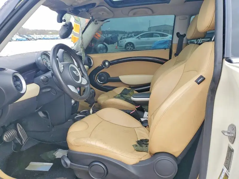 2010 MINI COOPER S  