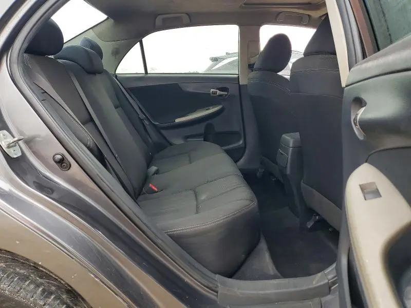 2013 TOYOTA COROLLA S  