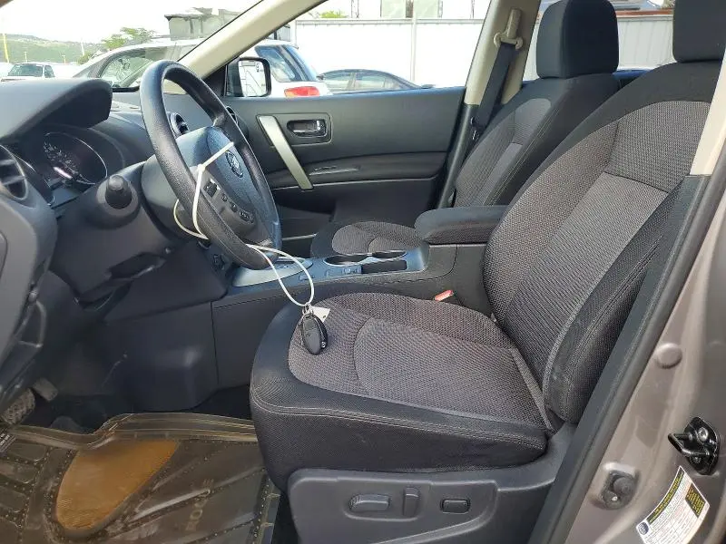 2012 NISSAN ROGUE S  