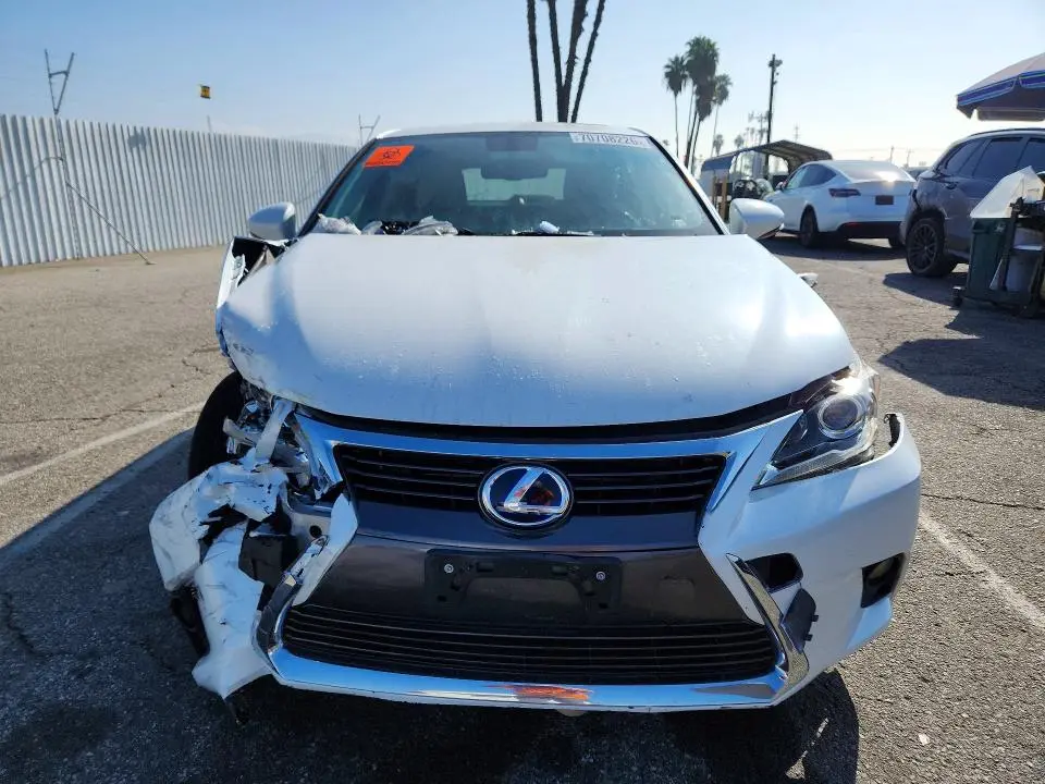 2017 LEXUS CT 200  