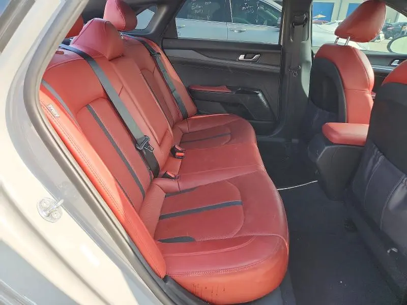 2022 KIA K5 GT LINE  