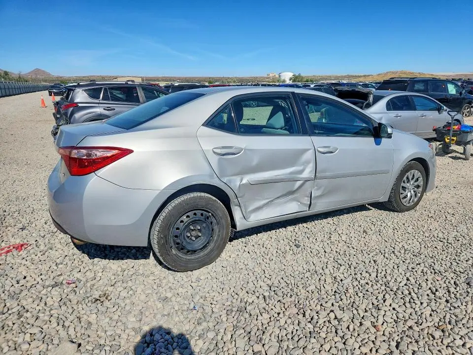 2017 TOYOTA COROLLA LE  