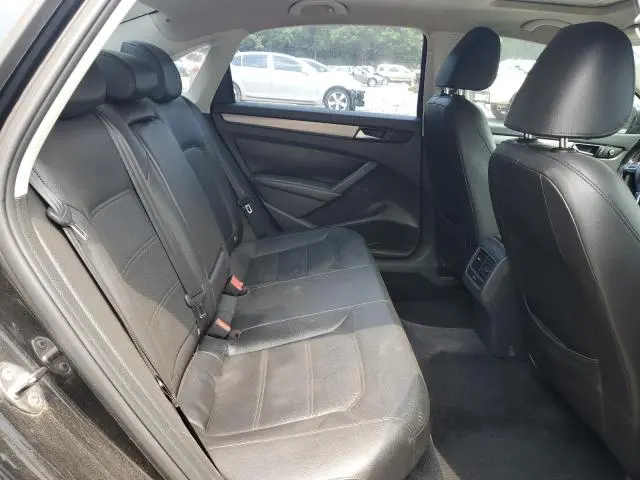 2014 VOLKSWAGEN PASSAT SE  