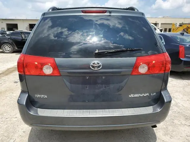 2010 TOYOTA SIENNA CE  