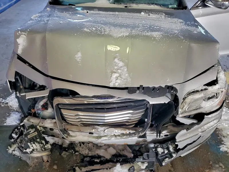 2012 CHRYSLER 300 LIMITED  