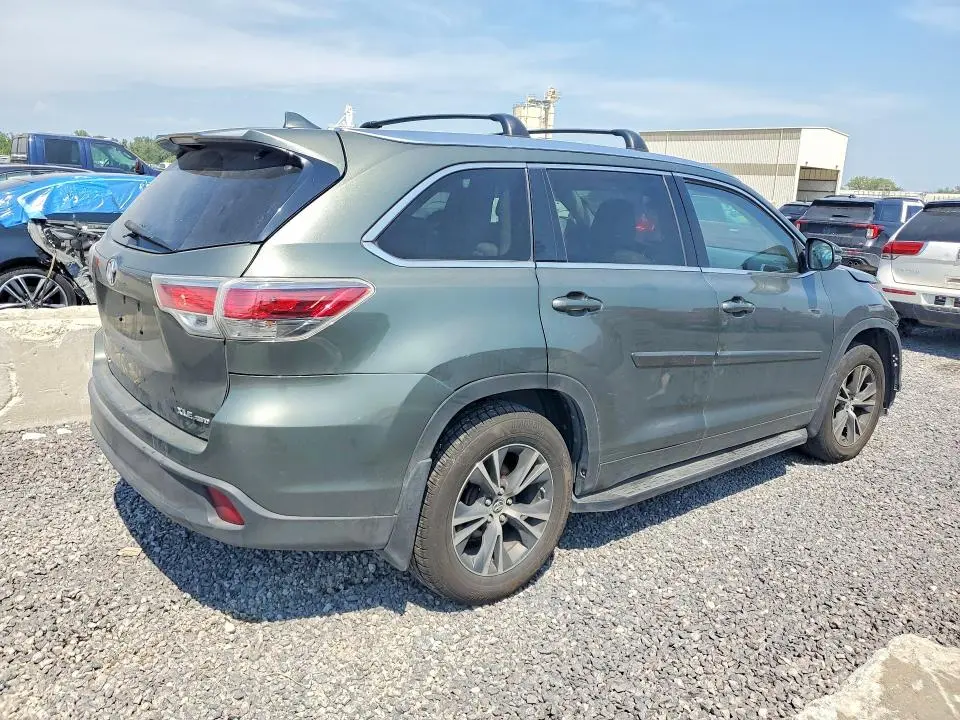 2016 TOYOTA HIGHLANDER XLE  