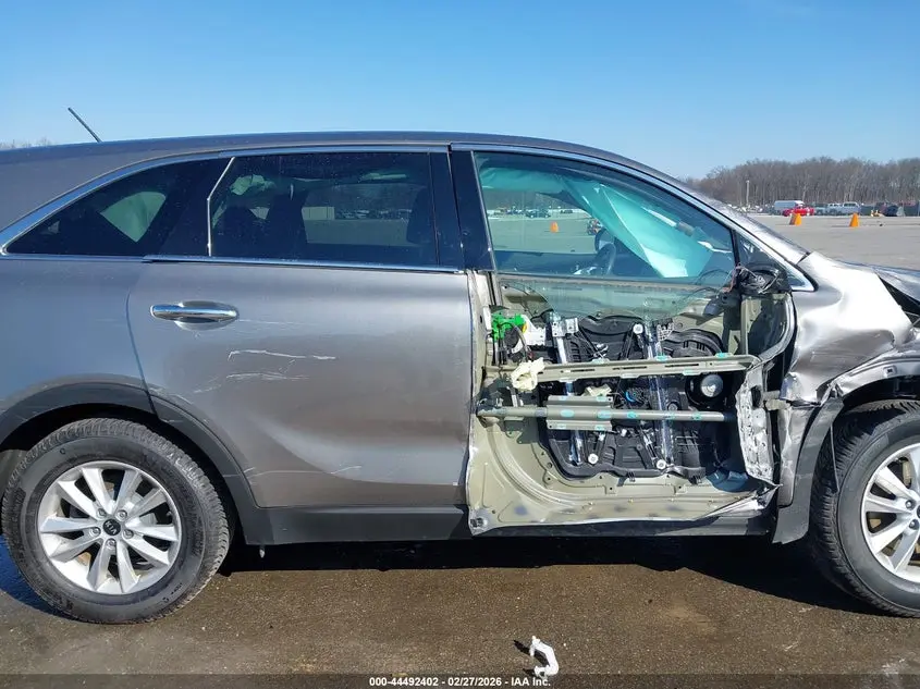 2019 KIA SORENTO 2.4L LX