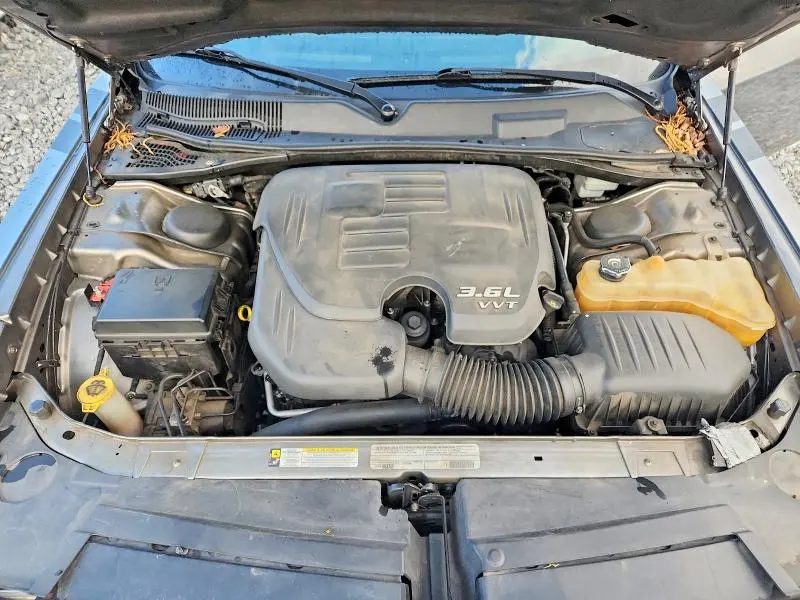2012 DODGE CHALLENGER SXT  