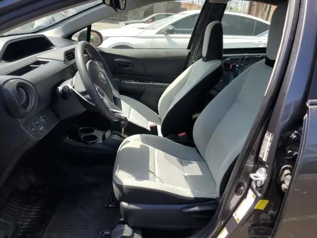 2017 TOYOTA PRIUS C   