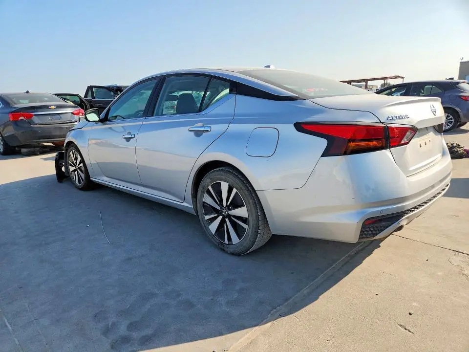 2019 NISSAN ALTIMA SL  