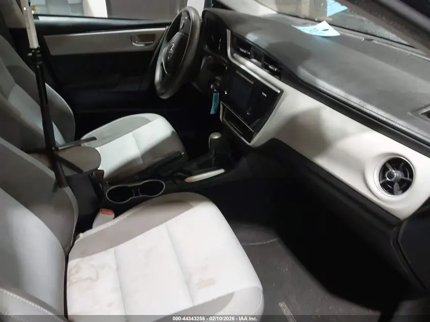 2017 TOYOTA COROLLA LE