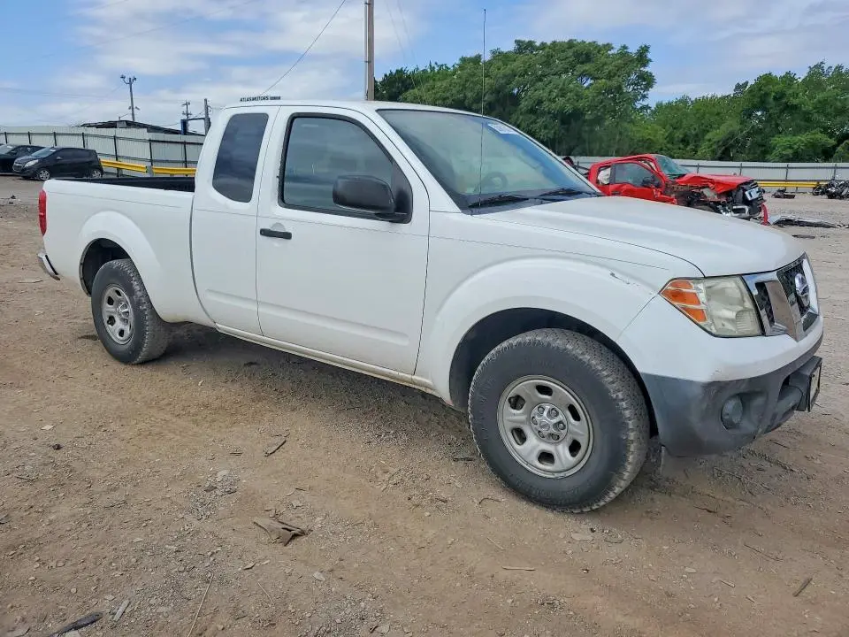 2012 NISSAN FRONTIER S  