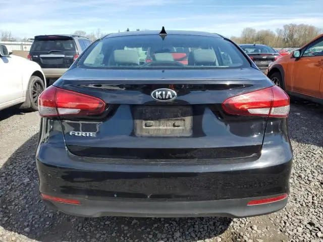2017 KIA FORTE LX  