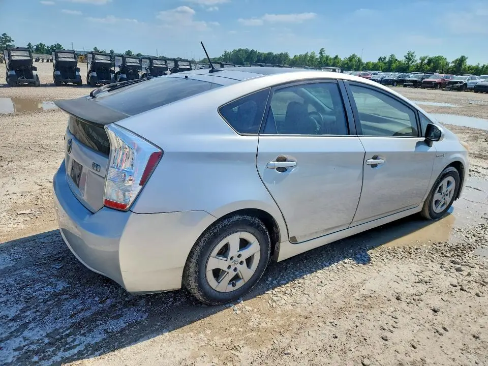 2010 TOYOTA PRIUS IV  