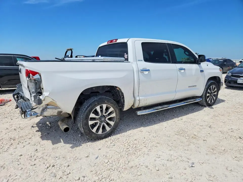 2018 TOYOTA TUNDRA CREWMAX LIMITED  