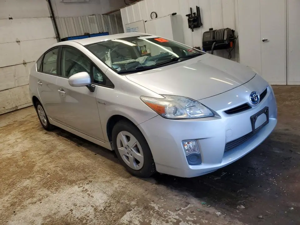 2011 TOYOTA PRIUS TWO  